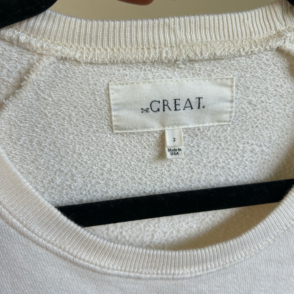 THE GREAT Shrunken Ruffle Sweatshirt Washed White - Picture 6 of 8